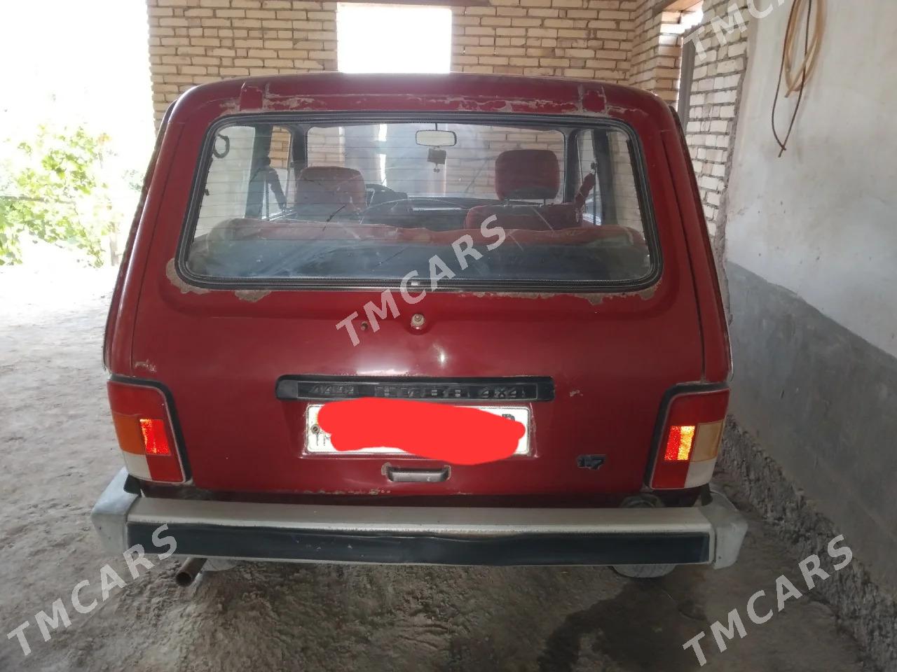 Lada Niva 1996 - 25 000 TMT - Халач - img 2