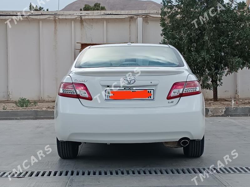 Toyota Camry 2011 - 185 000 TMT - Balkanabat - img 2