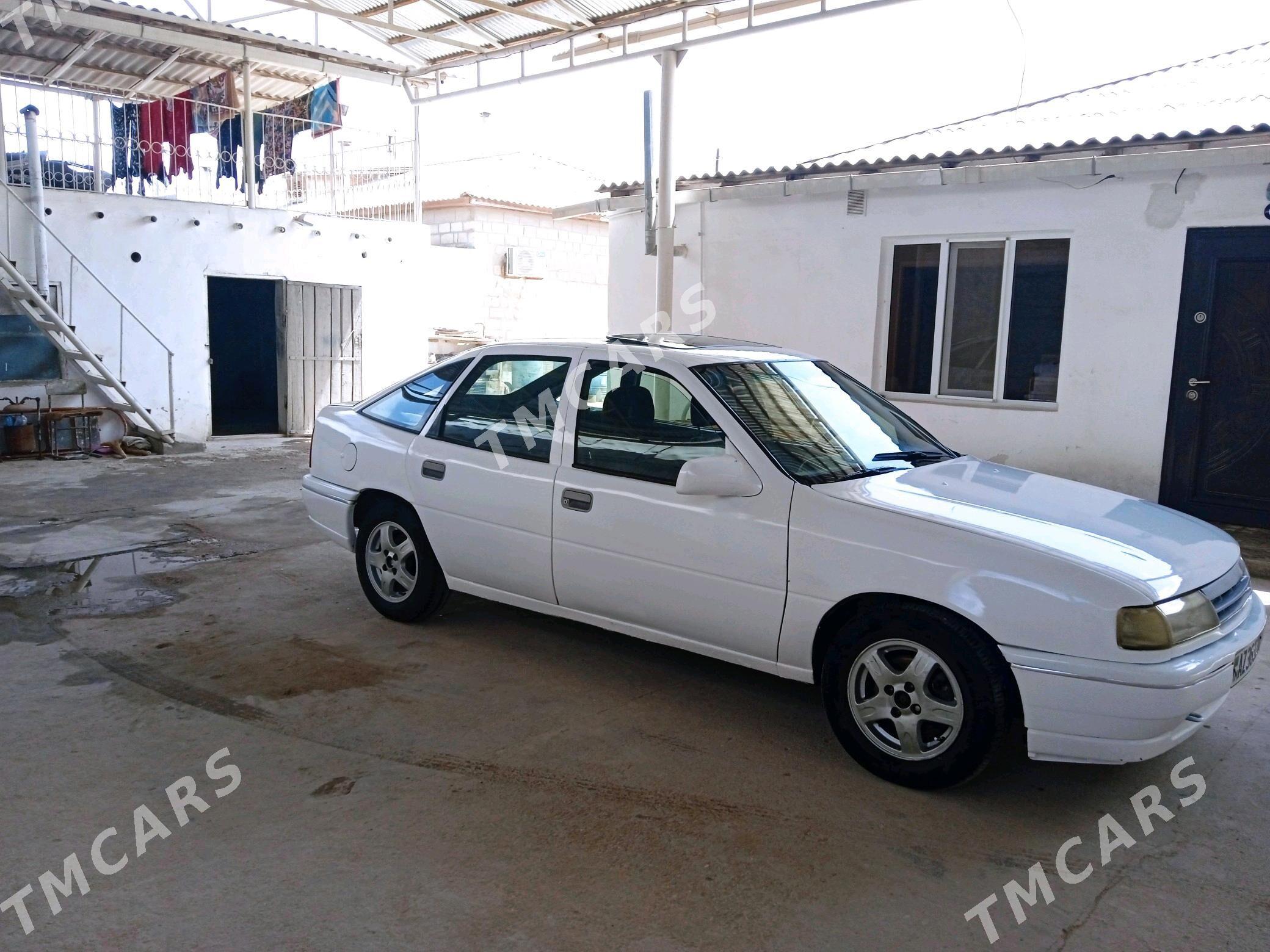 Opel Vectra 1990 - 27 000 TMT - Balkanabat - img 2