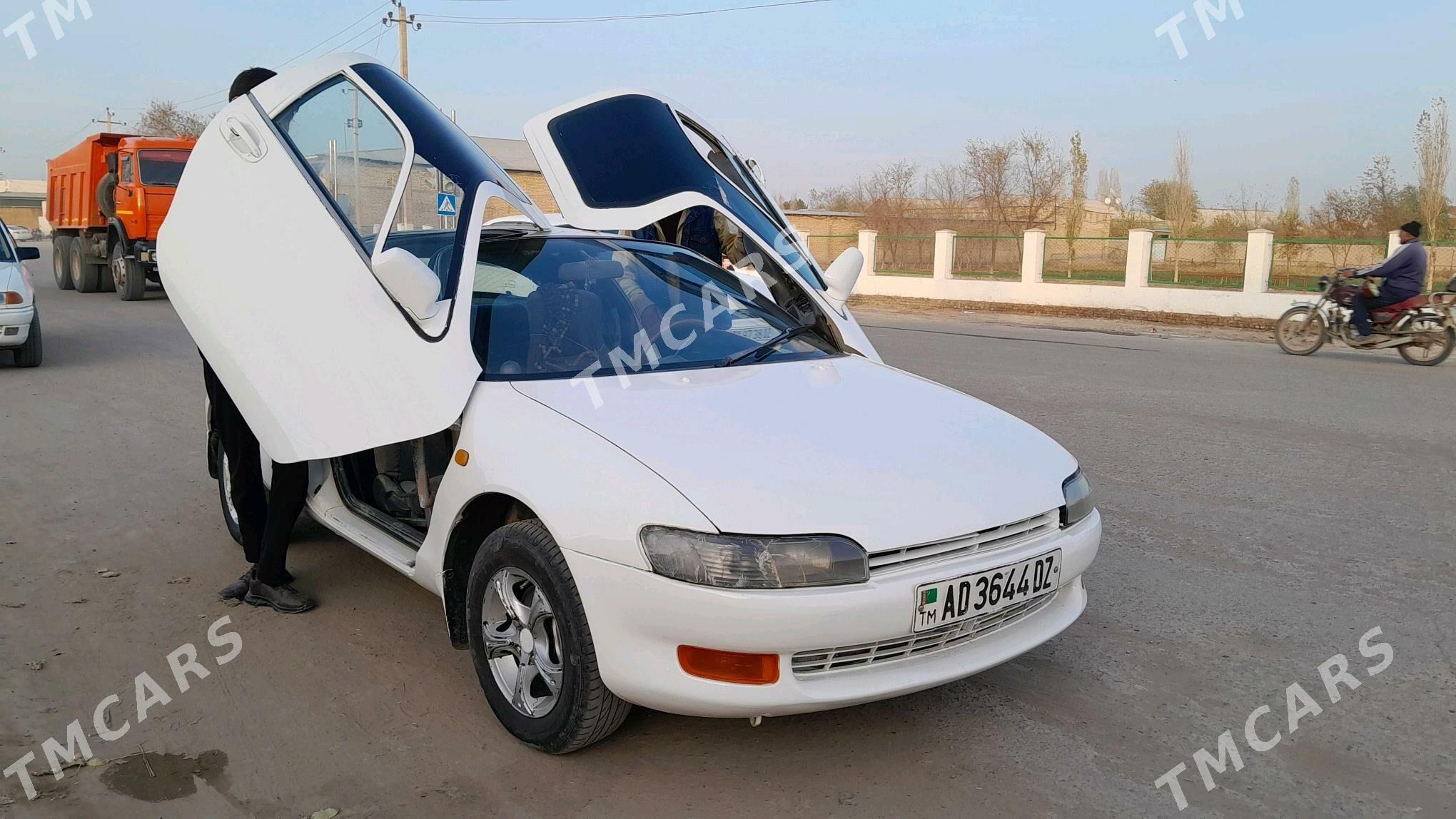 Toyota Corolla 1990 - 25 000 TMT - Кёнеургенч - img 4