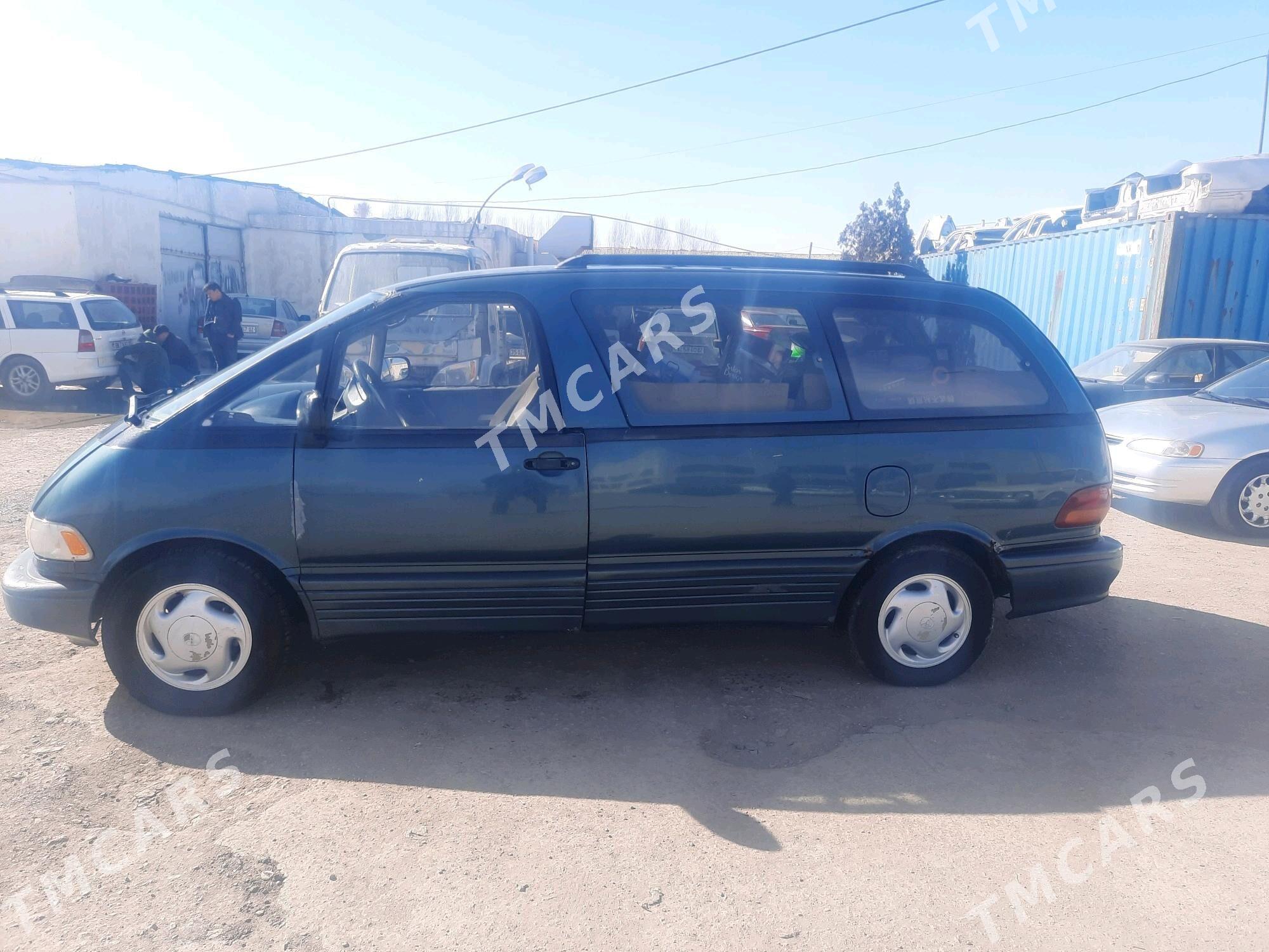 Toyota Previa 1992 - 60 000 TMT - Халач - img 4