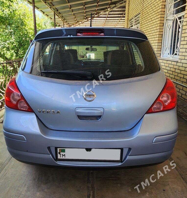 Nissan Versa 2010 - 90 000 TMT - Сакарчага - img 3