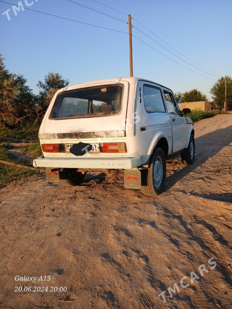 Lada Niva 1987 - 10 000 TMT - Болдумсаз - img 3