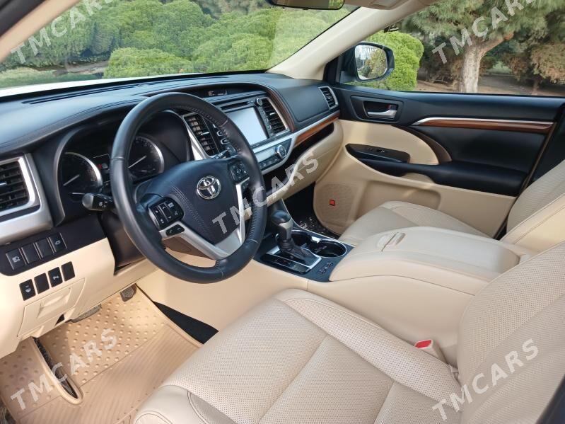 Toyota Highlander 2018 - 500 000 TMT - Aşgabat - img 3