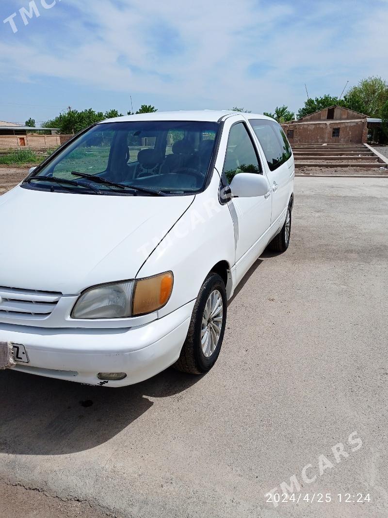 Toyota Sienna 1998 - 75 000 TMT - Гороглы (Тагта) - img 2