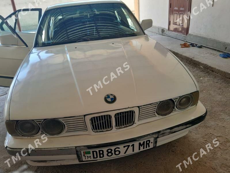 BMW 525 1989 - 25 000 TMT - Ak bugdaý etraby - img 3