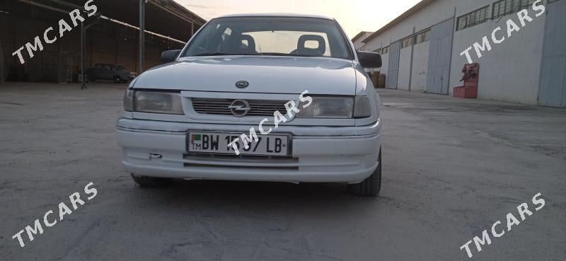 Opel Vectra 1994 - 24 000 TMT - Чарджоу - img 3