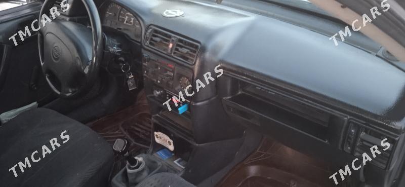 Opel Vectra 1994 - 24 000 TMT - Чарджоу - img 5