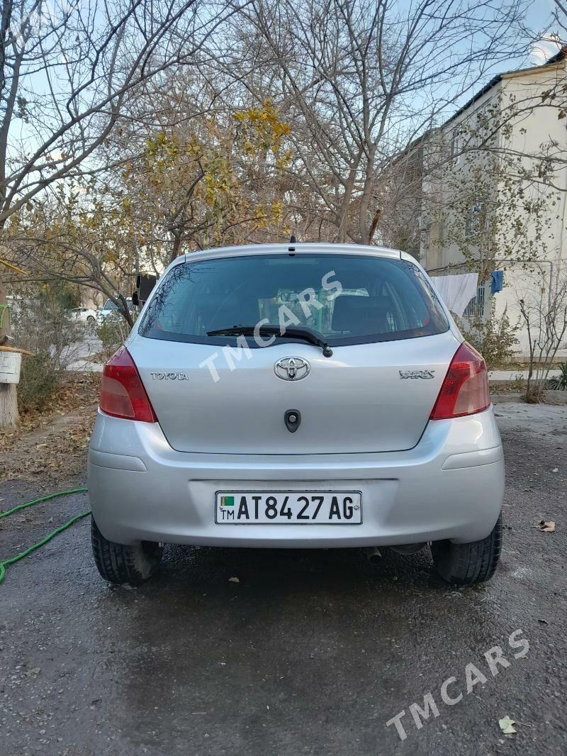 Toyota Yaris 2010 - 90 000 TMT - 5 мкр - img 7