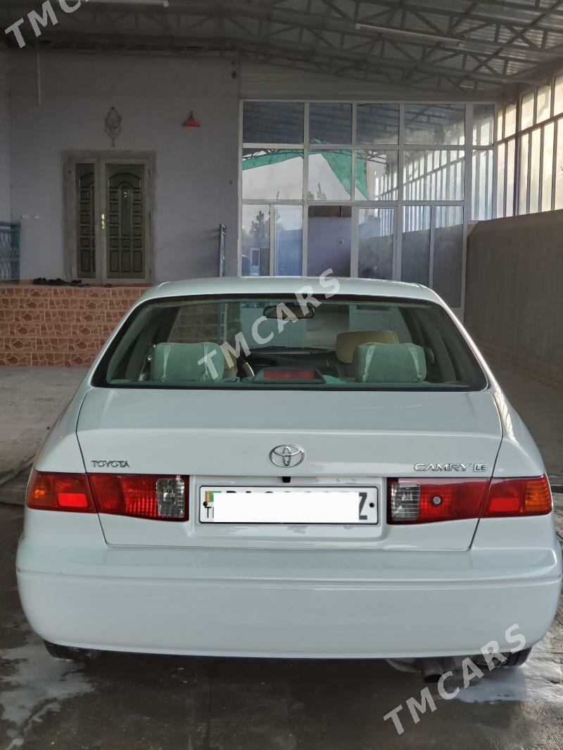 Toyota Camry 2001 - 130 000 TMT - Дашогуз - img 2