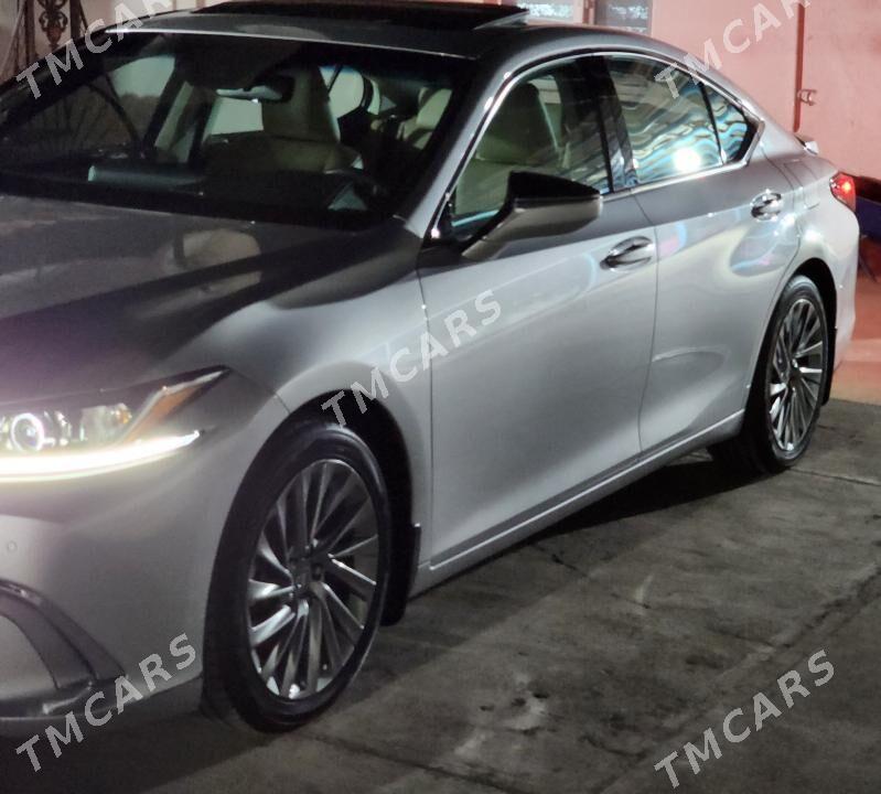 Lexus ES 350 2019 - 530 000 TMT - Гарадамак - img 5