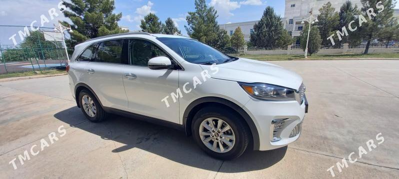 Kia Sorento 2018 - 305 000 TMT - ул. Подвойского (Битарап Туркменистан шаёлы) - img 4