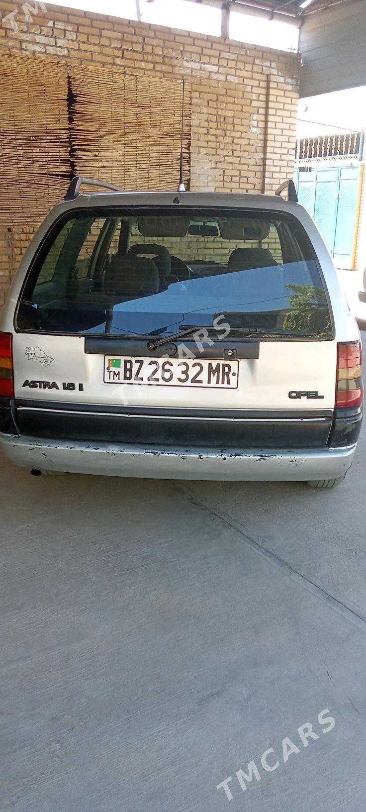 Opel Astra 1992 - 25 000 TMT - Mary - img 2