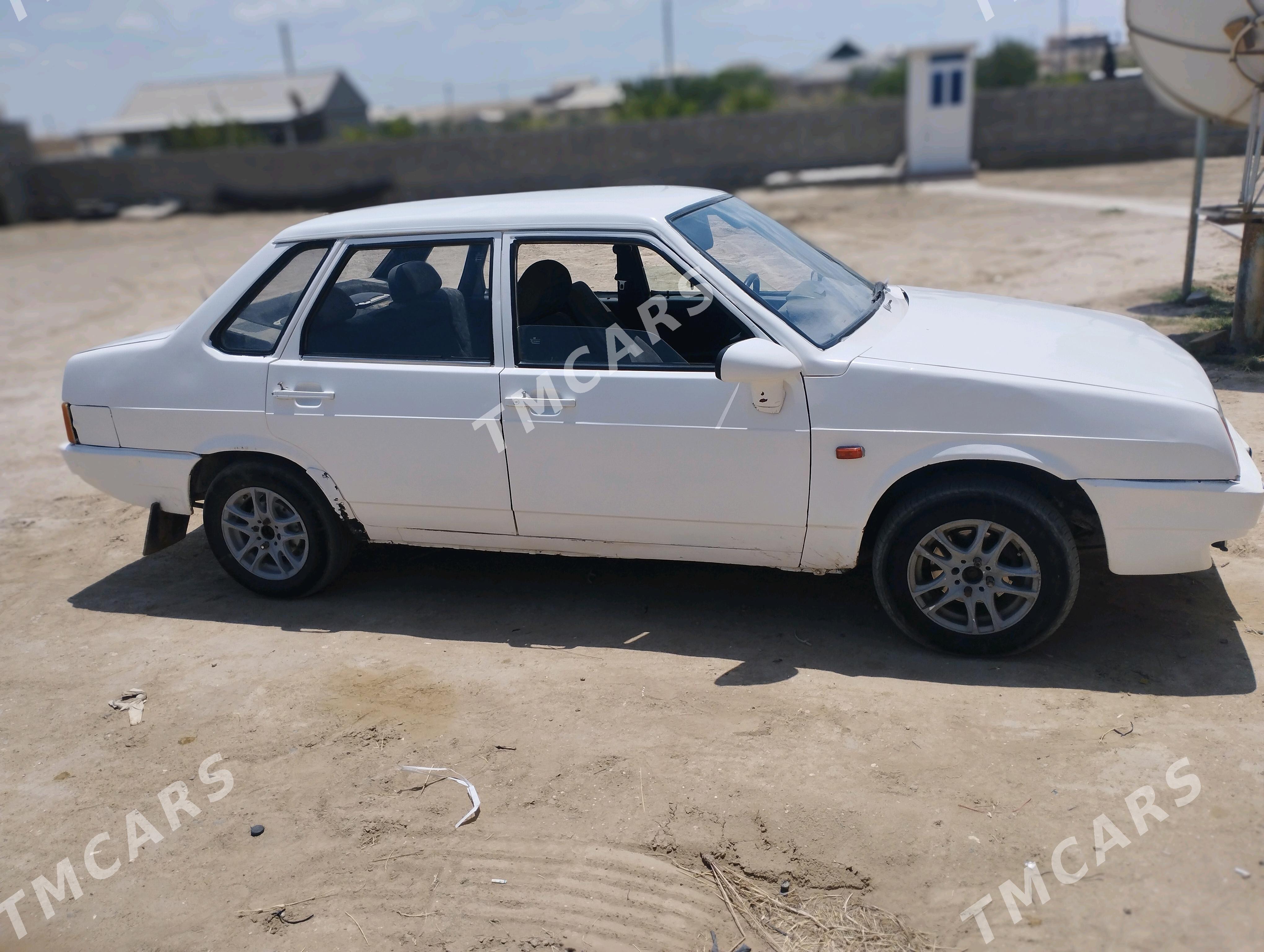 Lada 21099 1996 - 10 000 TMT - Этрек - img 3