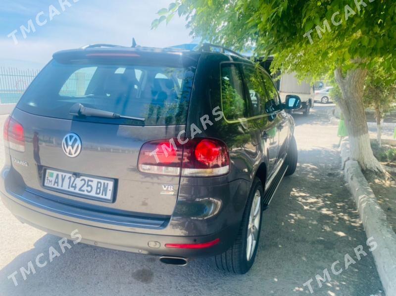 Volkswagen Touareg 2009 - 550 000 TMT - Türkmenbaşy - img 3