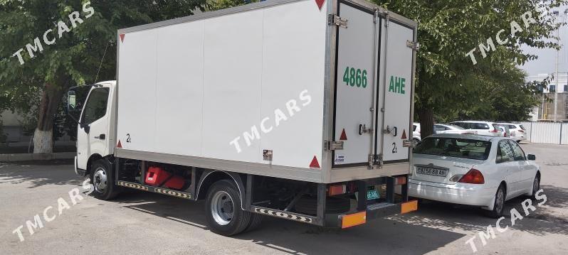 Toyota Hino 2021 - 635 000 TMT - Ашхабад - img 4