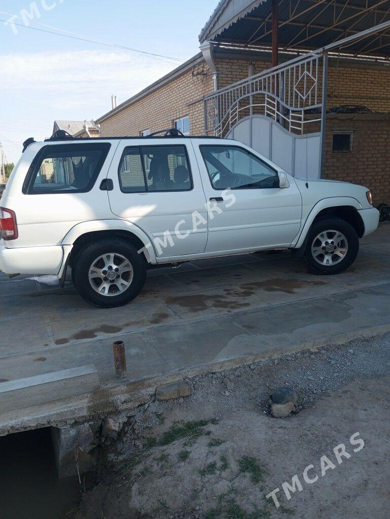 Nissan Pathfinder 2001 - 70 000 TMT - Мары - img 2