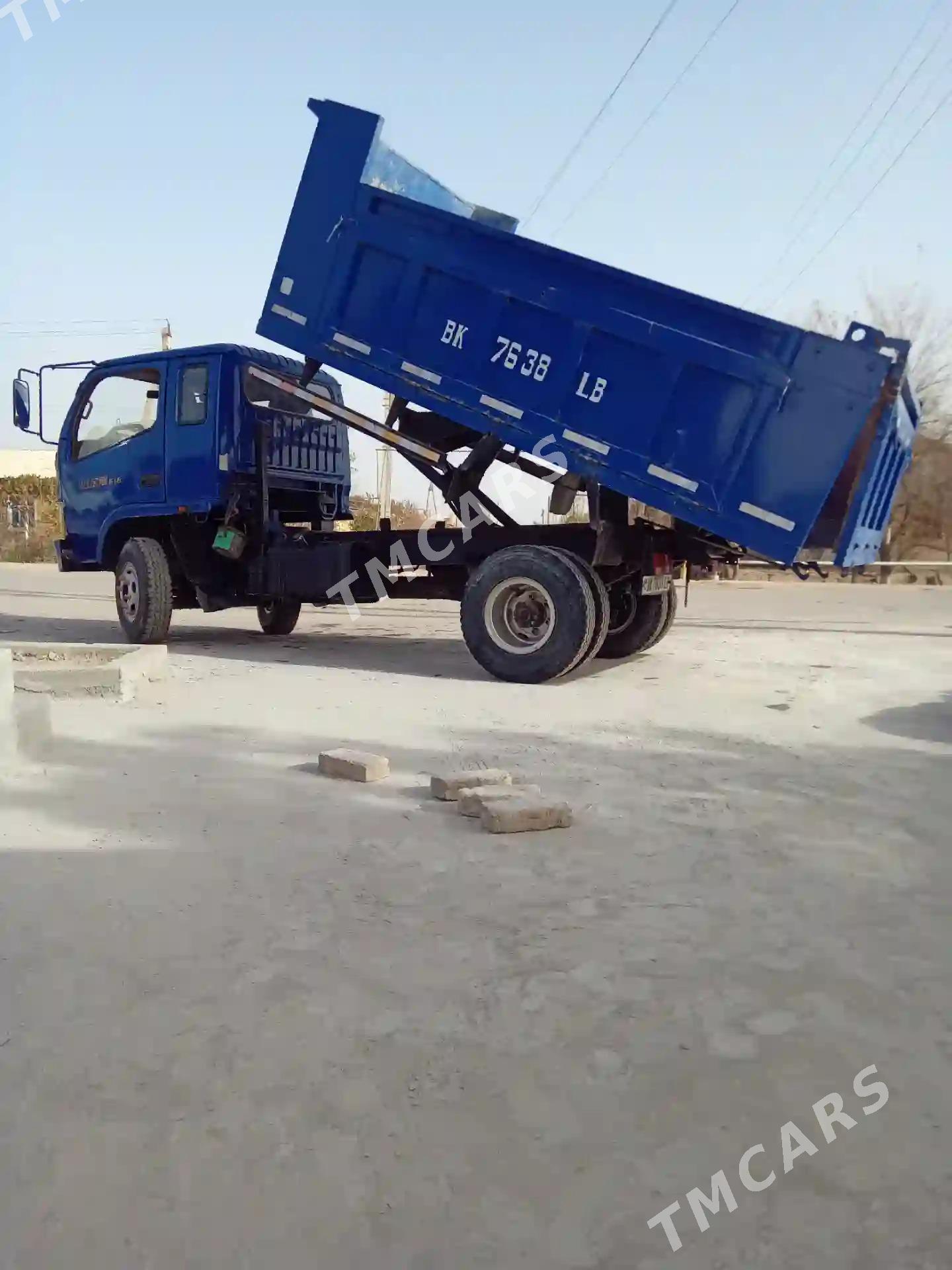 Kamaz 6520 2013 - 220 000 TMT - Saýat - img 2