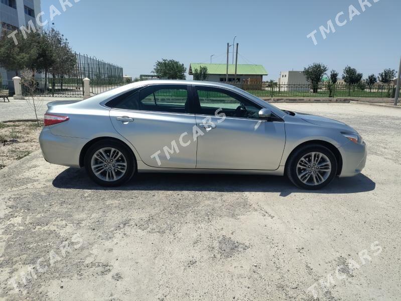 Toyota Camry 2017 - 220 000 TMT - Halaç - img 4