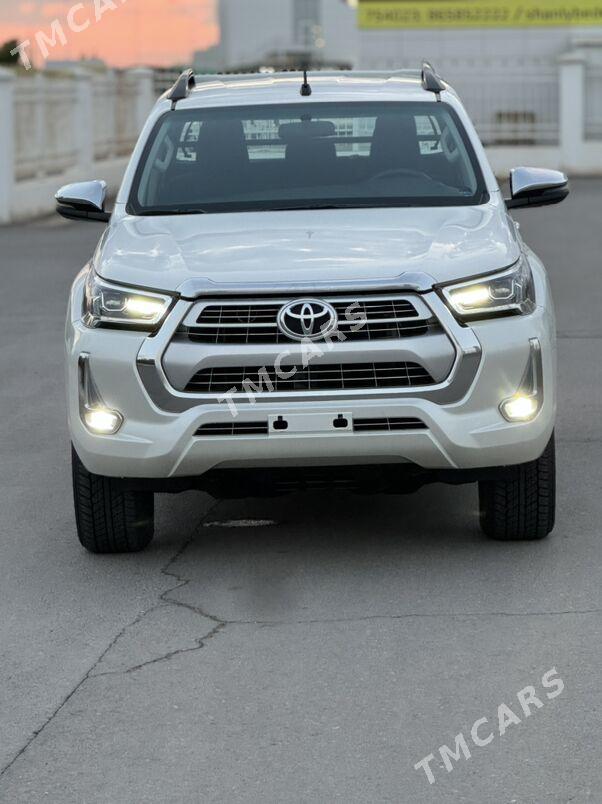 Toyota Hilux 2022 - 585 000 TMT - Ашхабад - img 5