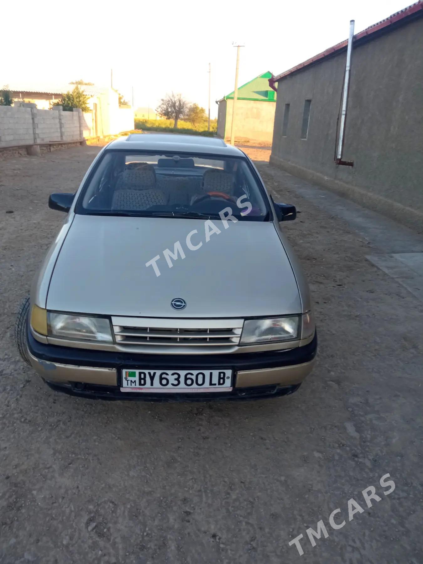 Opel Vectra 1993 - 20 000 TMT - Койтендаг - img 7