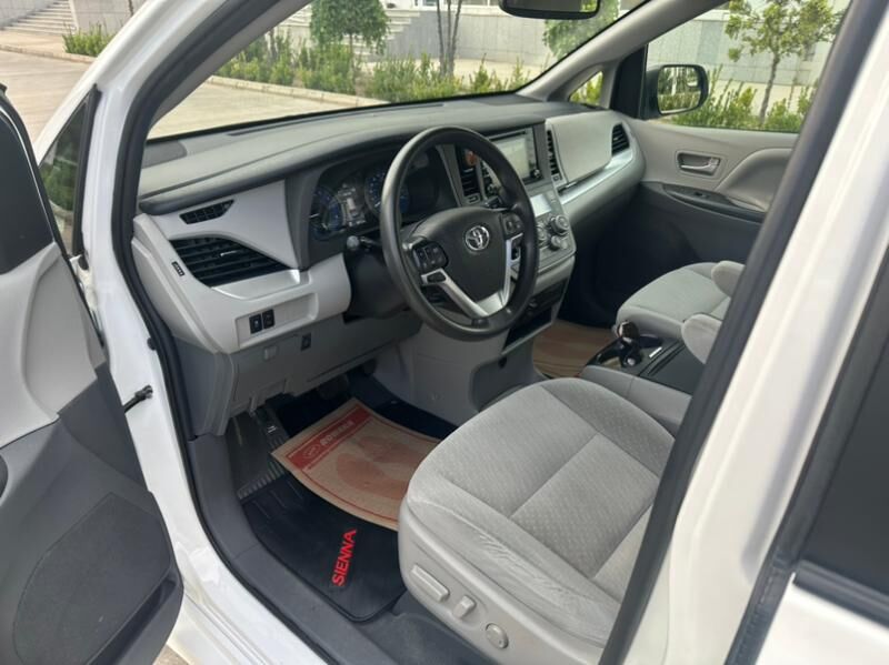 Toyota Sienna 2019 - 340 000 TMT - Ашхабад - img 8
