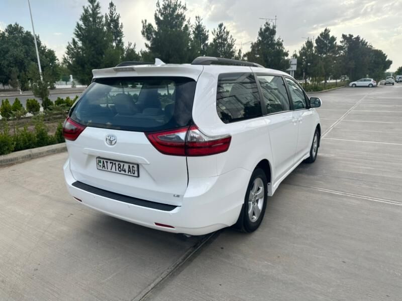 Toyota Sienna 2019 - 340 000 TMT - Ашхабад - img 9