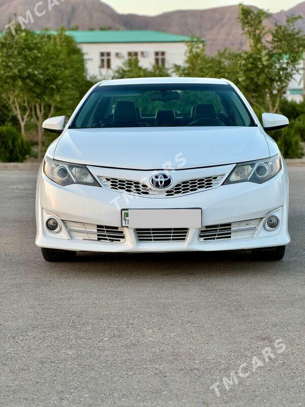 Toyota Camry 2013 - 196 000 TMT - Балканабат - img 3