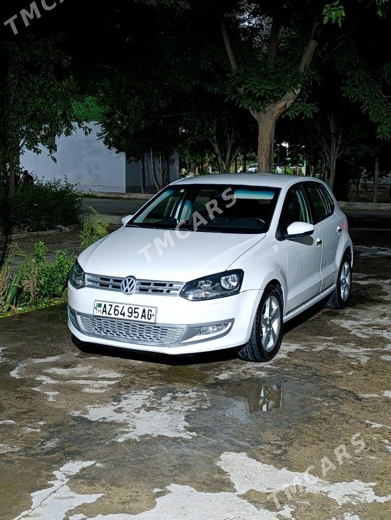 Volkswagen Polo 2010 - 130 000 TMT - Ашхабад - img 2