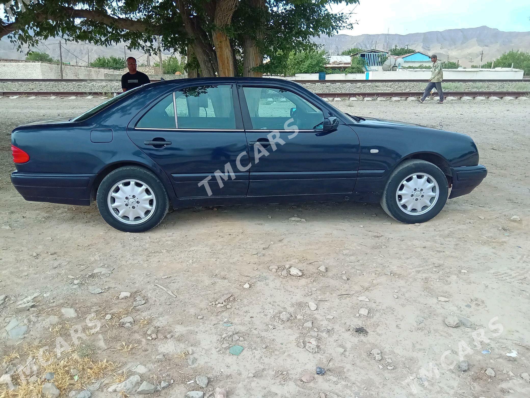 Mercedes-Benz C320 1999 - 50 000 TMT - Bereket - img 3