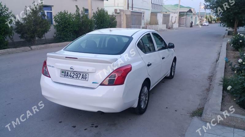 Nissan Versa 2014 - 79 999 TMT - Aşgabat - img 2