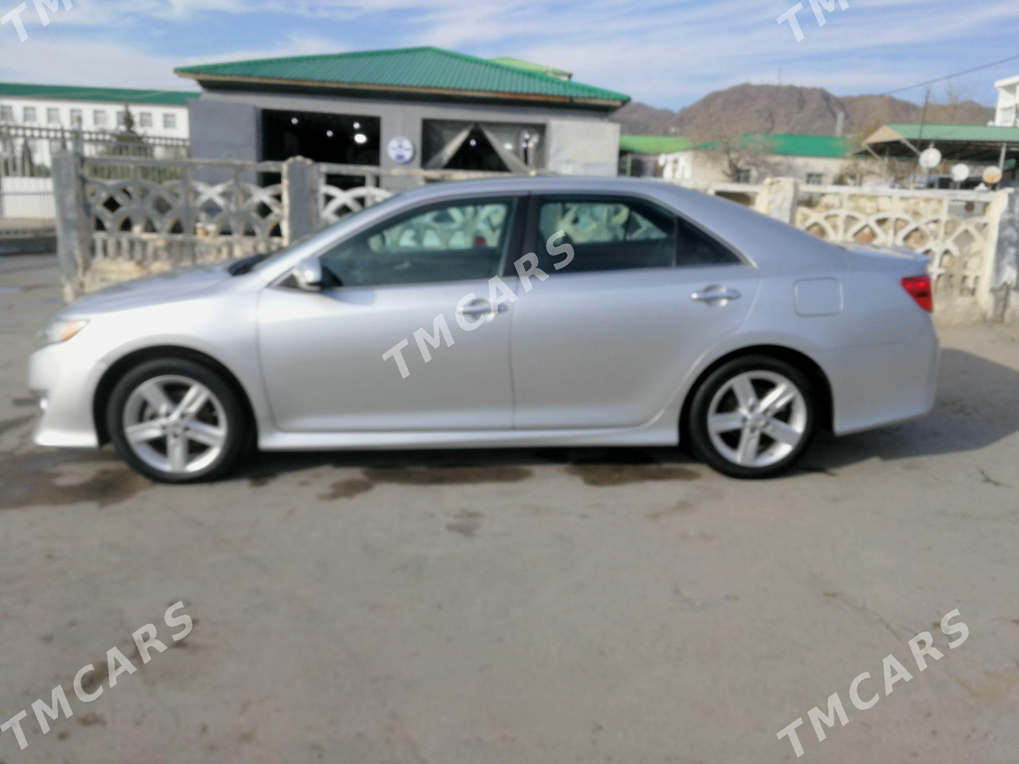 Toyota Camry 2013 - 200 000 TMT - Туркменбаши - img 3