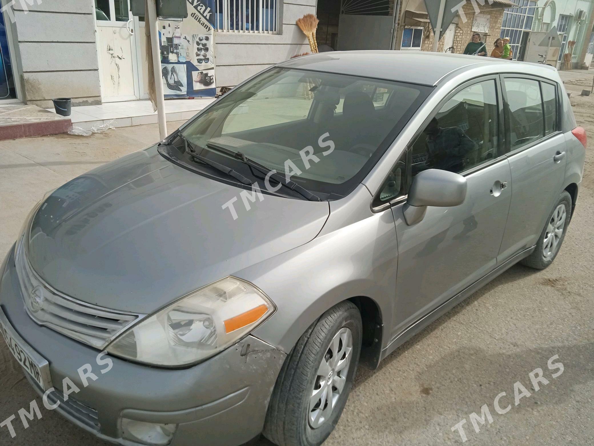 Nissan Versa 2010 - 75 000 TMT - Murgap - img 2