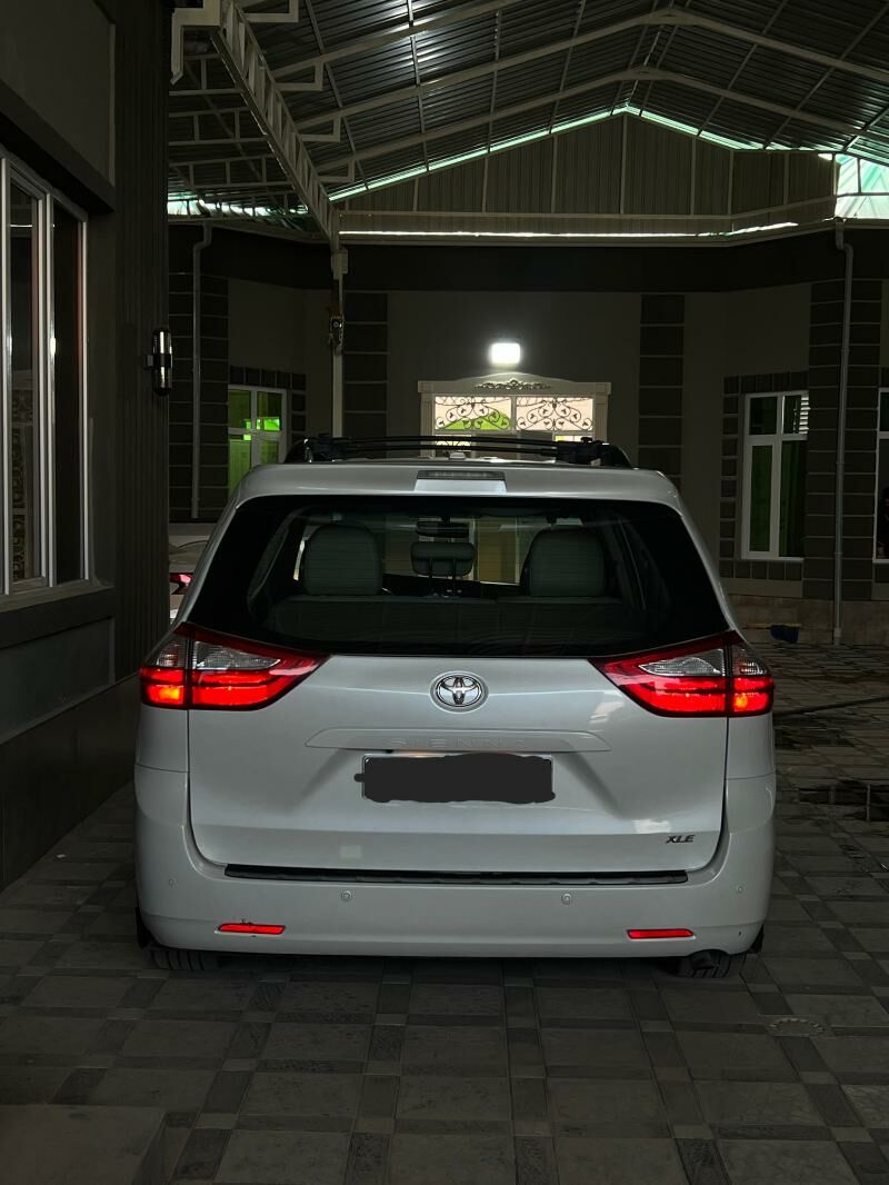 Toyota Sienna 2017 - 380 000 TMT - Aşgabat - img 4