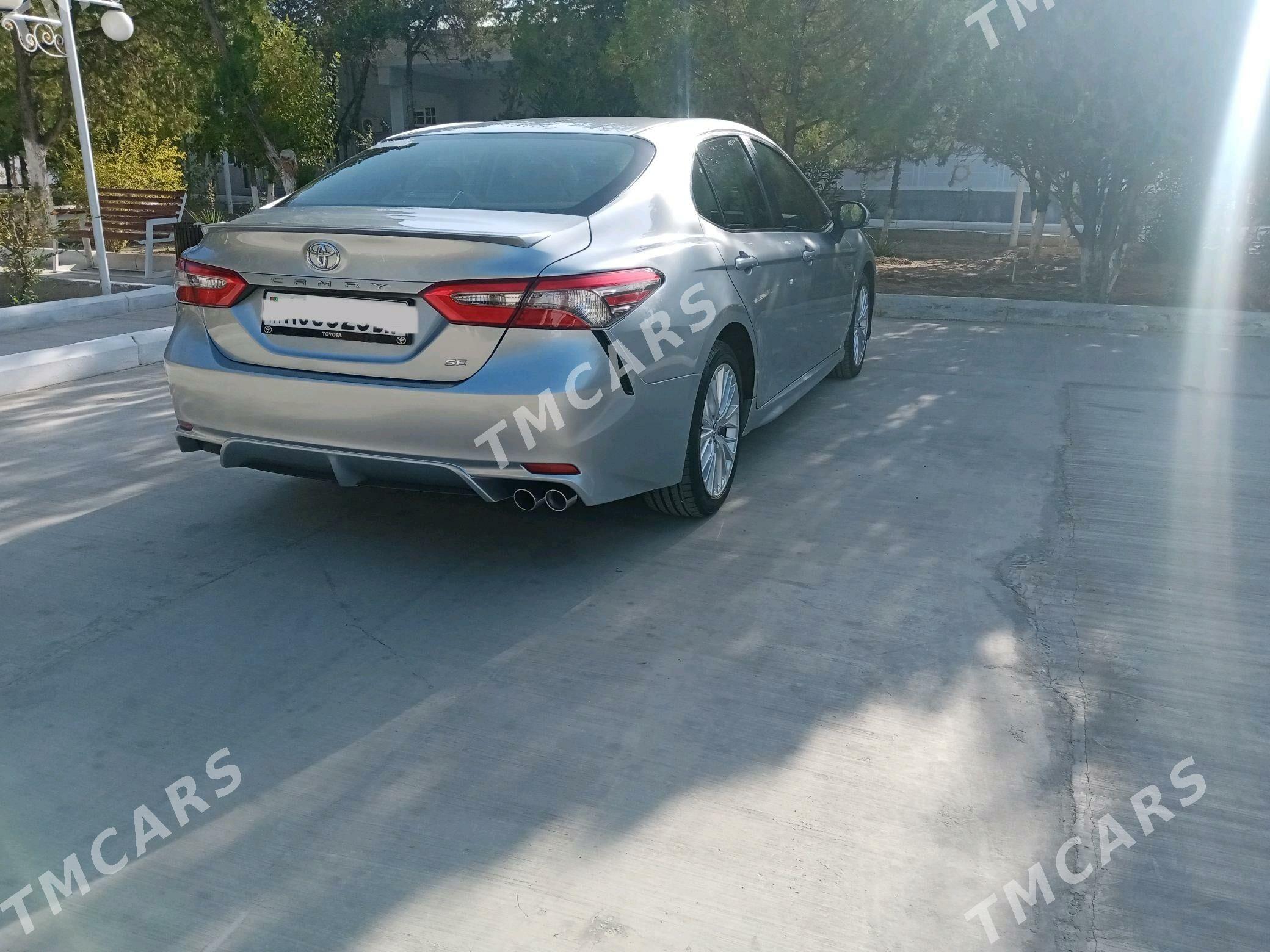 Toyota Camry 2018 - 355 000 TMT - Балканабат - img 4