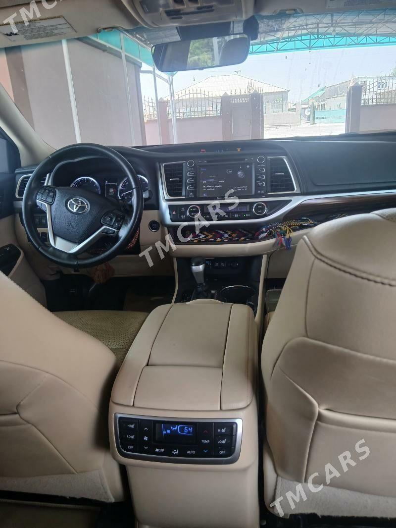 Toyota Highlander 2019 - 480 000 TMT - Ak bugdaý etraby - img 6