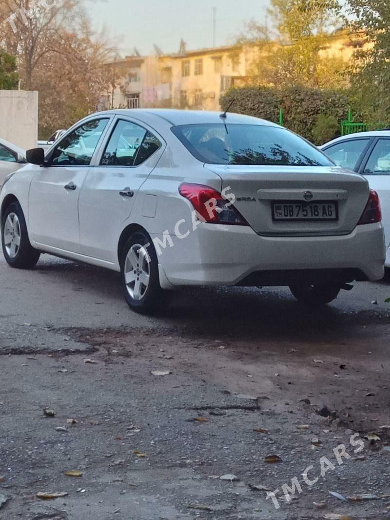 Nissan Versa 2017 - 130 000 TMT - Köşi - img 5