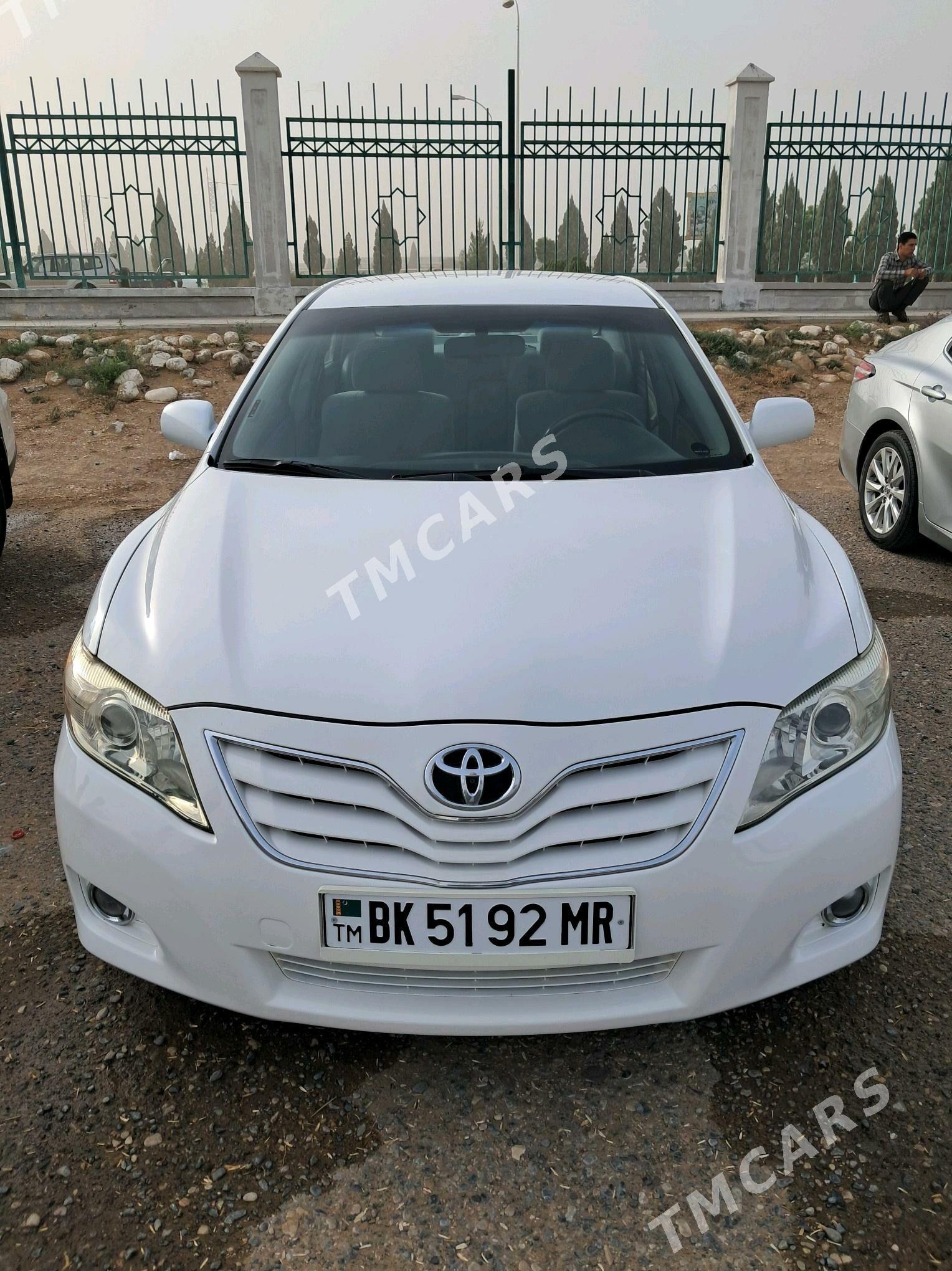 Toyota Camry 2010 - 170 000 TMT - Мары - img 4