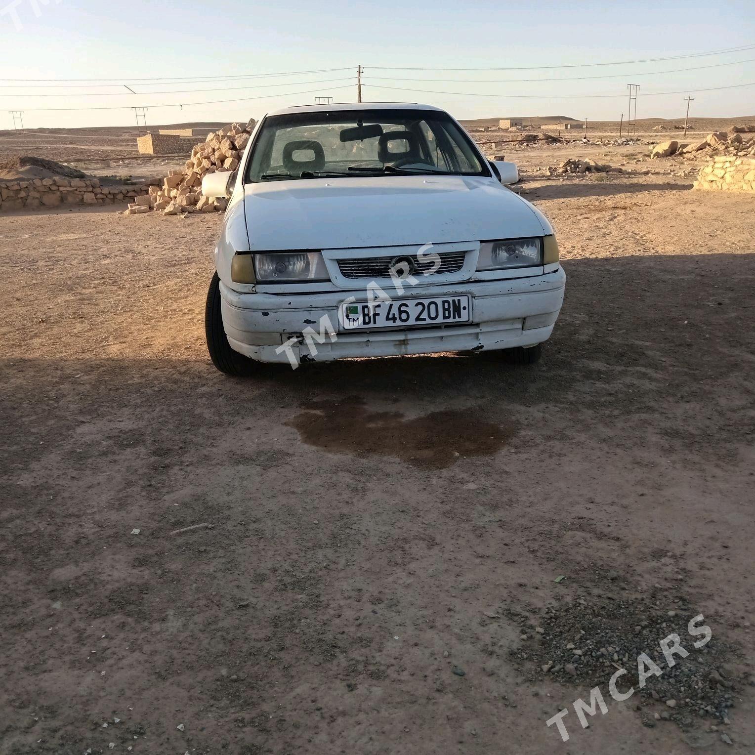 Opel Vectra 1993 - 12 000 TMT - Туркменбаши - img 4
