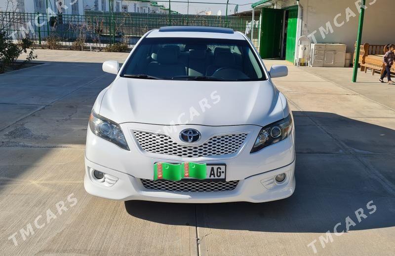 Toyota Camry 2010 - 255 000 TMT - Кëши - img 7