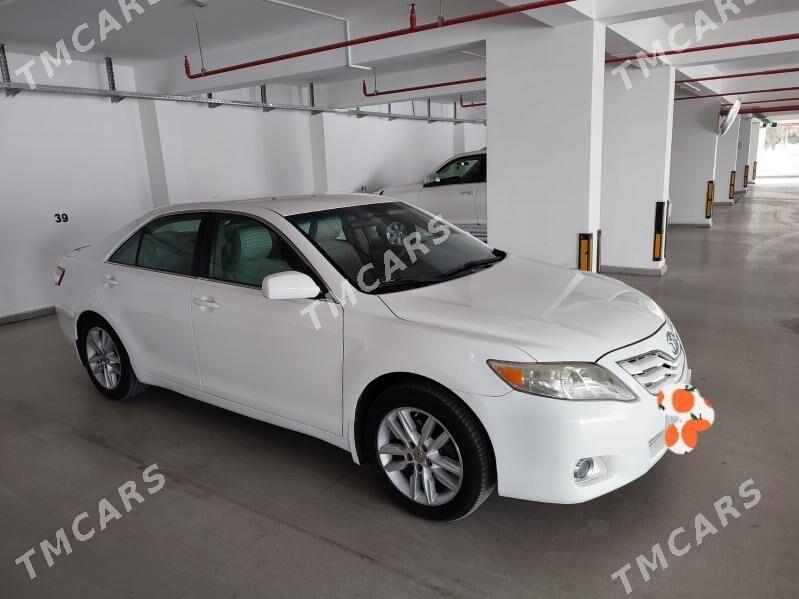 Toyota Camry 2010 - 160 000 TMT - 11 мкр - img 2