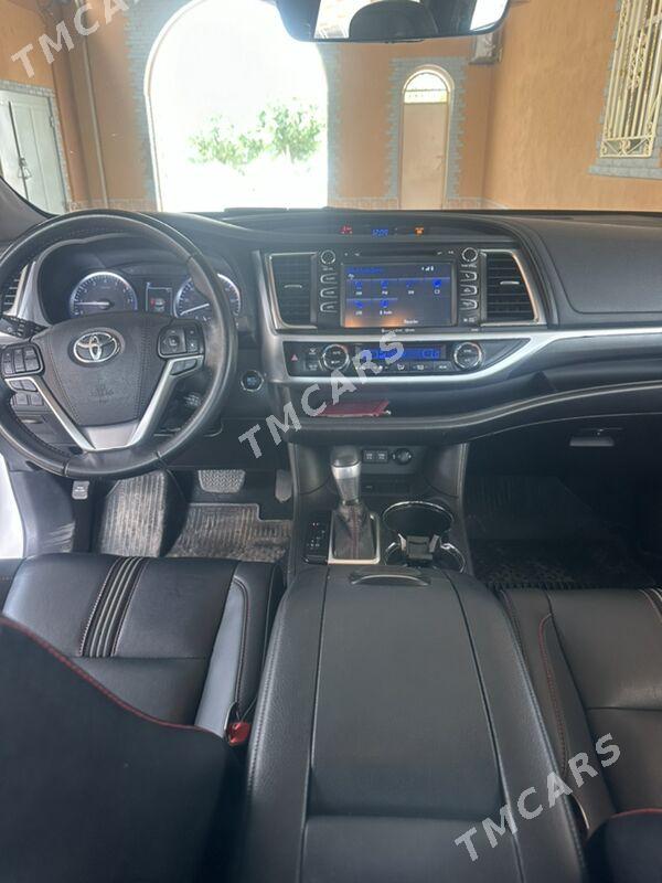 Toyota Highlander 2019 - 449 000 TMT - Мары - img 3