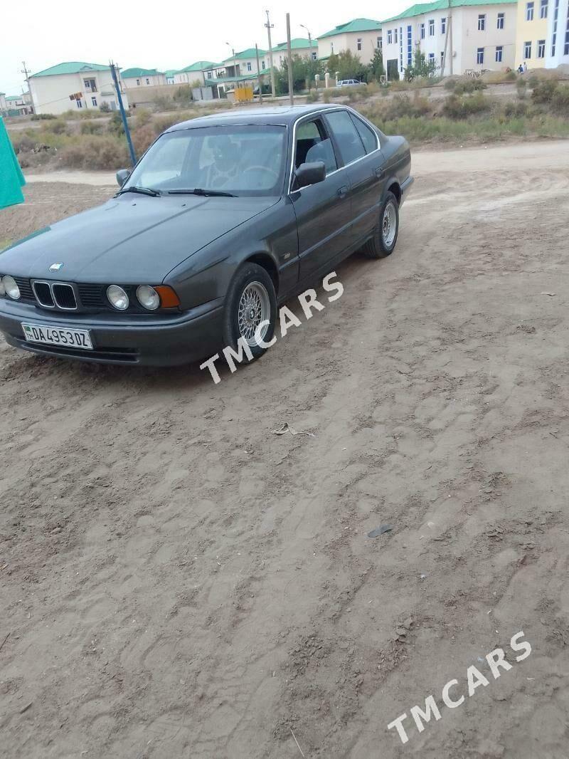 BMW 525 1989 - 30 000 TMT - Дашогуз - img 4