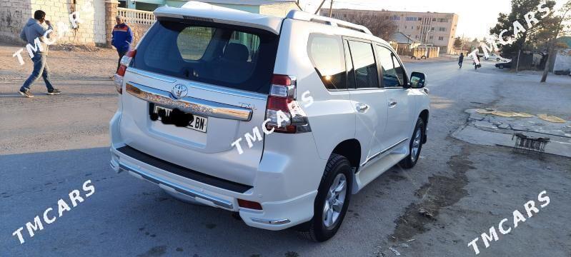 Toyota Land Cruiser Prado 2013 - 470 000 TMT - Балканабат - img 3