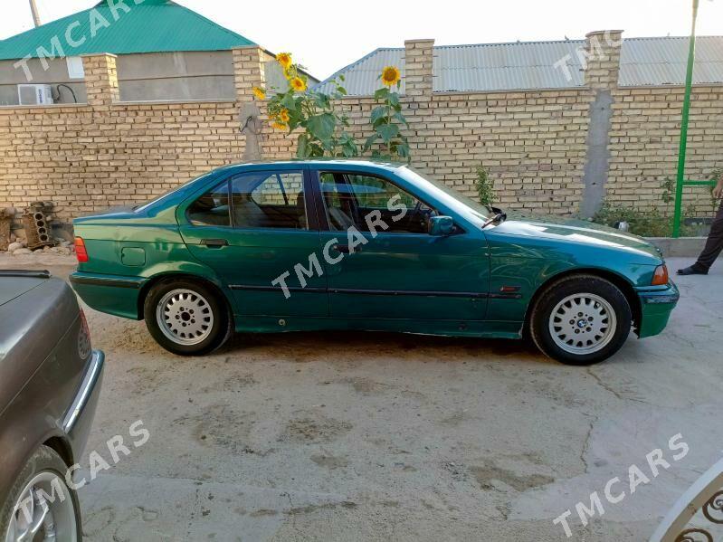 BMW 320 1992 - 32 000 TMT - Kaka - img 3