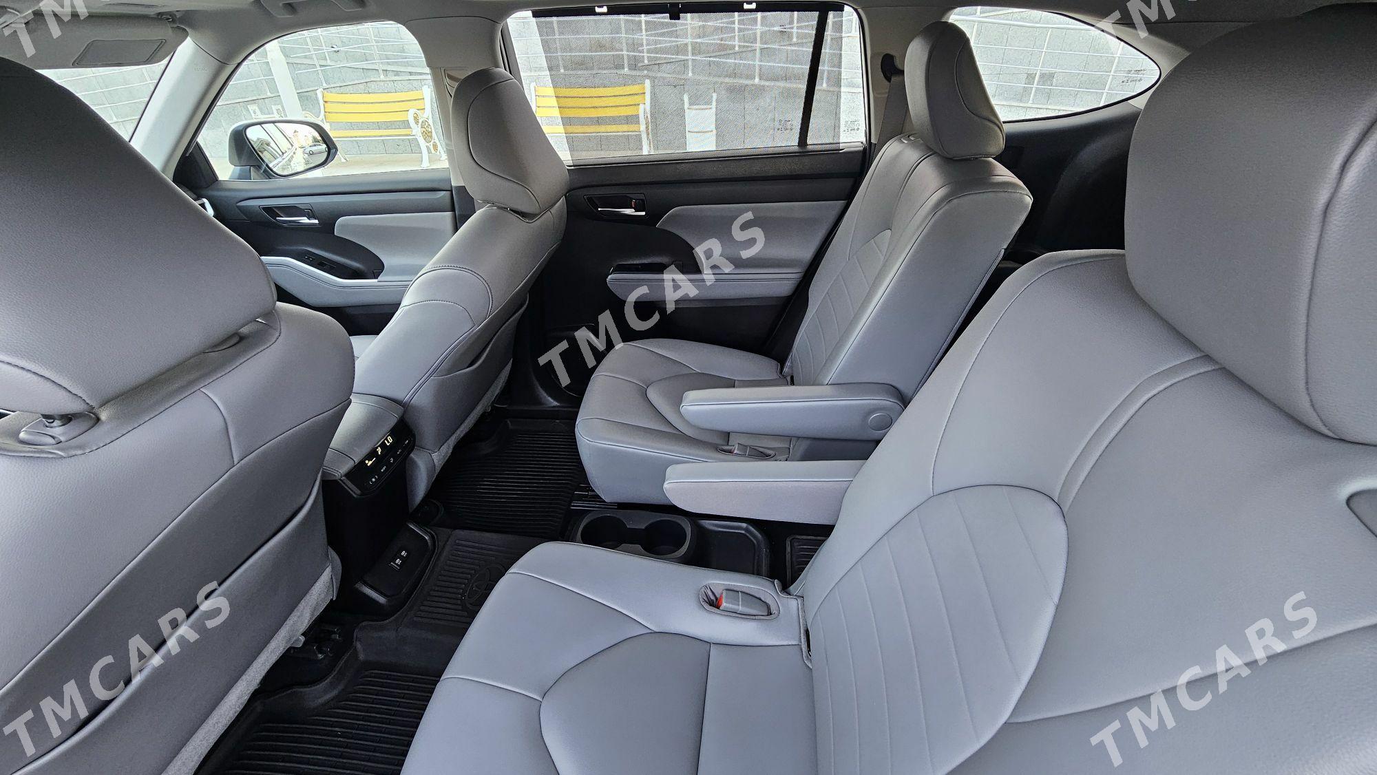 Toyota Highlander 2021 - 610 000 TMT - Ашхабад - img 6