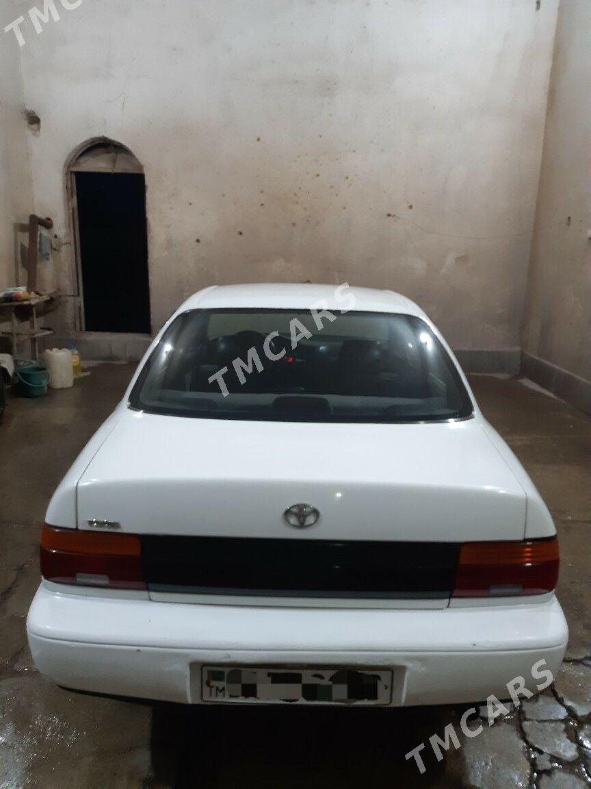 Toyota Corolla 1993 - 55 000 TMT - Saýat - img 3