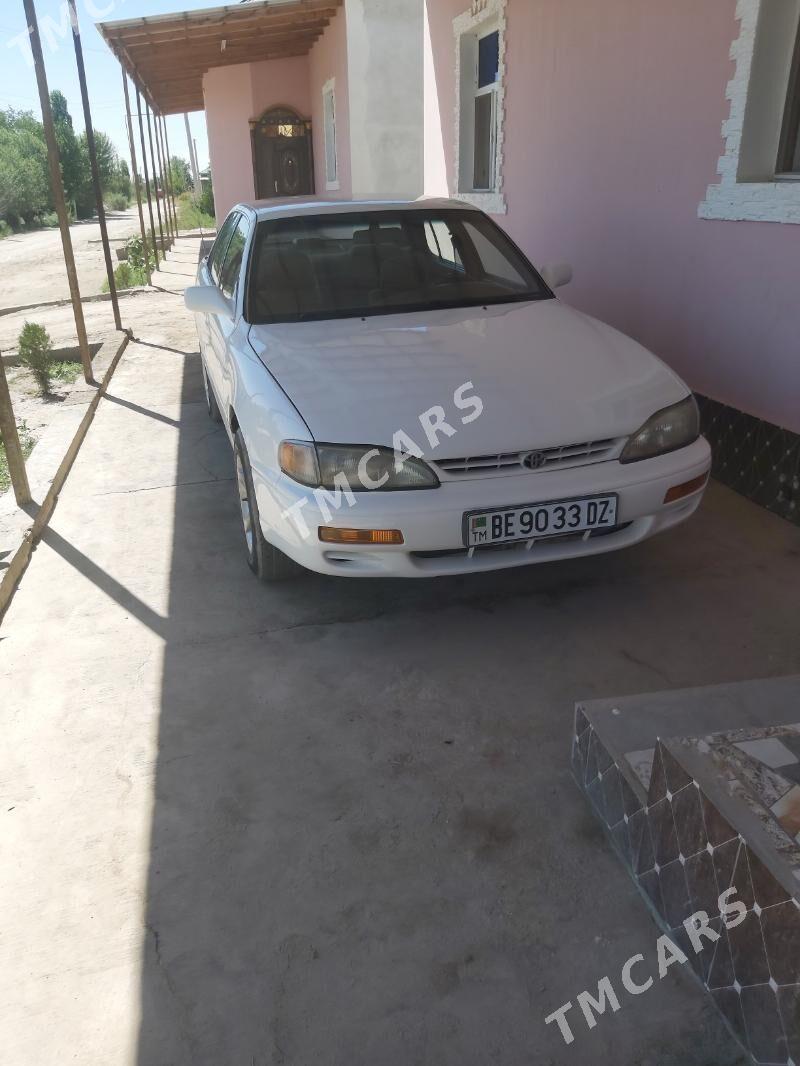 Toyota Camry 1996 - 70 000 TMT - Дашогуз - img 2