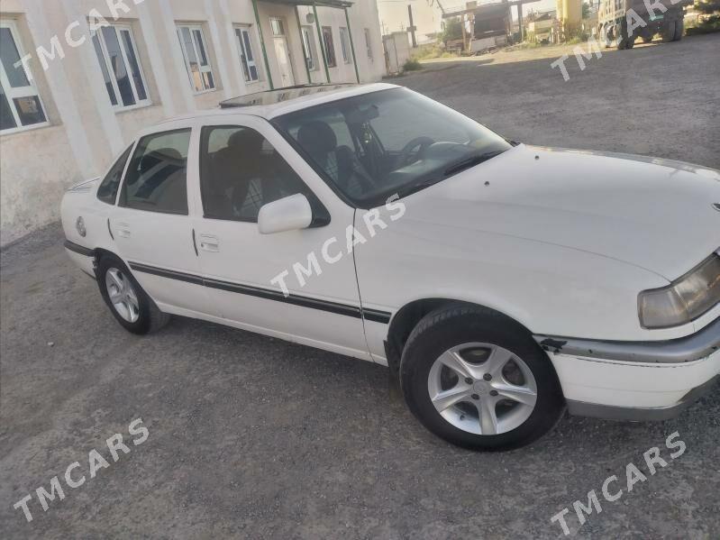 Opel Vectra 1989 - 32 000 TMT - Чарджоу - img 3