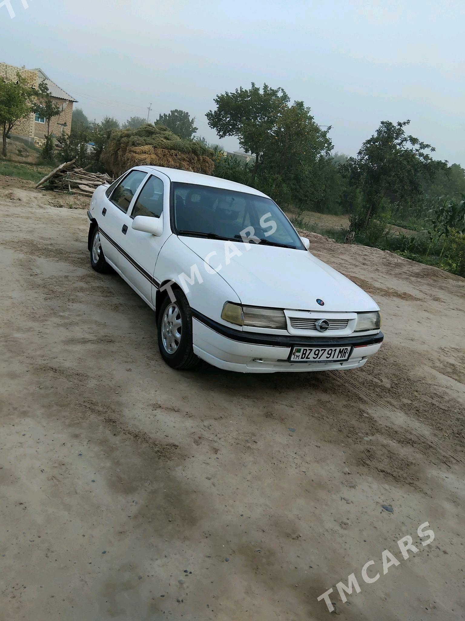 Opel Vectra 1992 - 25 000 TMT - Сакарчага - img 3